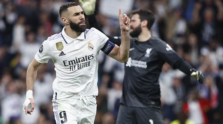 Real Madrid liquida la serie de la mano de Vinicius; Nápoles hace historia