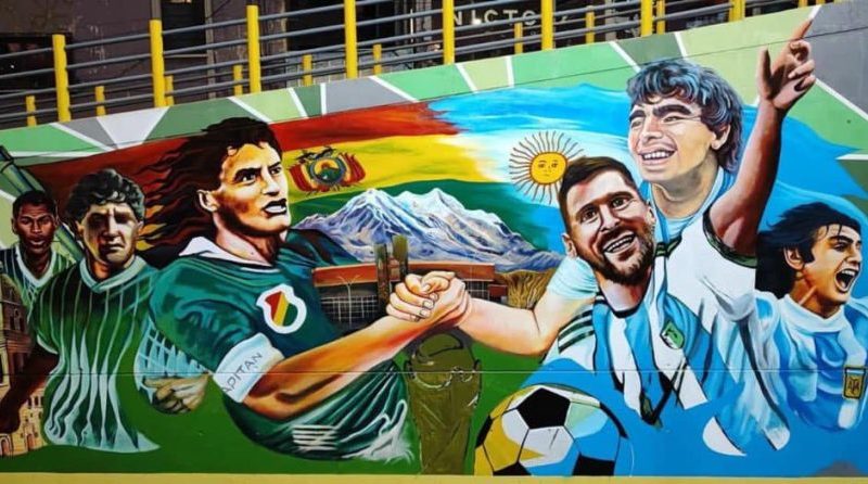 Polémica en La Paz por letreros dedicados a Messi y Argentina
