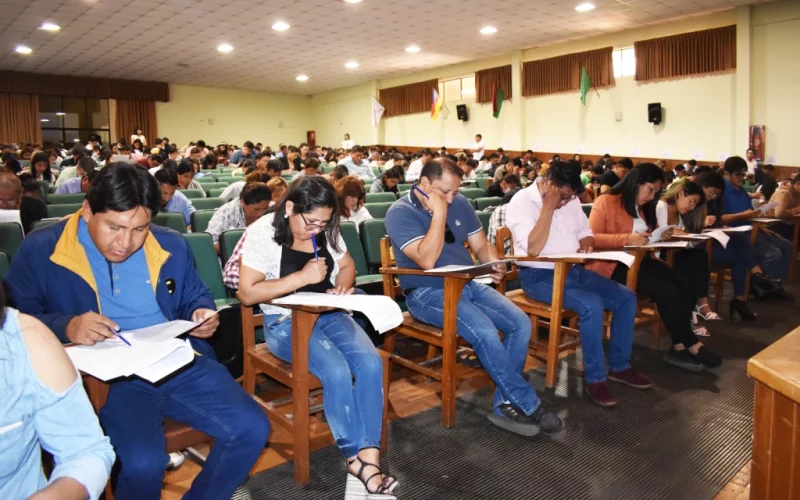 509 postulantes a Fiscales de Materia institucionalizados rindieron la prueba escrita de conocimientos en Cochabamba