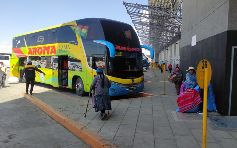 Viajes Internacionales: Terminal Metropolitana de El Alto habilita salidas solo a Chile y Perú
