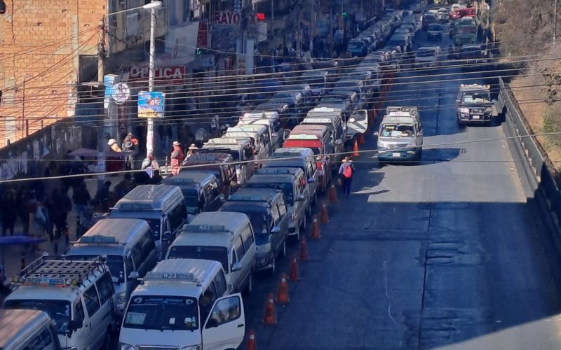 En El Alto, la segunda fase del ordenamiento vial se iniciará en las próximas semanas
