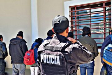 Al menos 40 extranjeros fueron puestos en la frontera ya que estaban en Bolivia de manera irregular