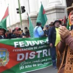 El Alto pone en riesgo el congreso arcista y prepara bloqueo de caminos desde el 3 de mayo