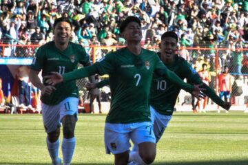 De otro planeta: Repasa el golazo de «Miguelito» que le dio a Bolivia el triunfo