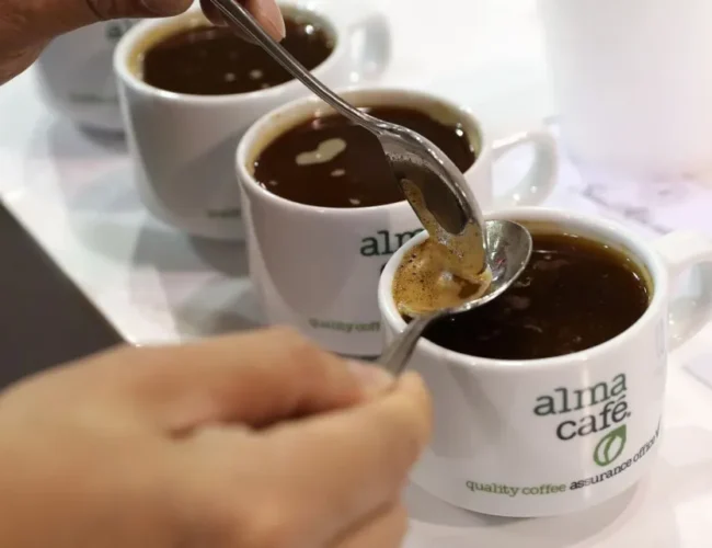 El café por la mañana puede proteger el corazón mejor que tomarlo durante todo el día