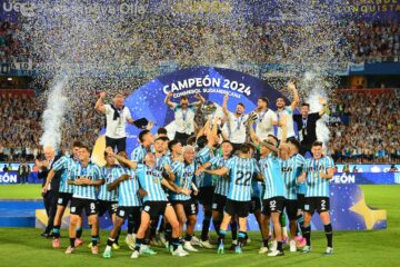 Racing vence 2-0 a Botafogo y gana su primera Recopa Sudamericana