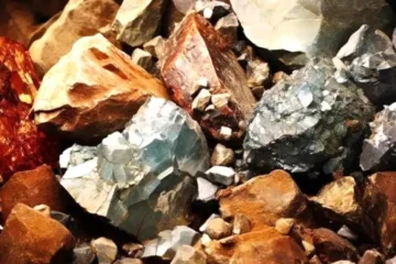 31 de los 38 minerales críticos que demanda el mundo, están en Bolivia, pero falta inversión para aprovecharlos