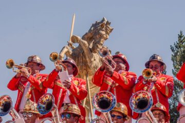 Desde Perú anuncian a Banda Poopó, Tupay y Amaru para la Fiesta de los caporales y la morenada