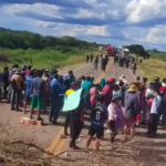 Bloqueos en Yacuiba generan enfrentamientos y heridos