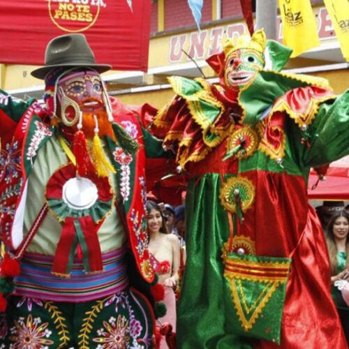 El Carnaval Paceño cierra este domingo con su tradicional Entierro del Pepino